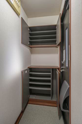 収納　シューズボックス