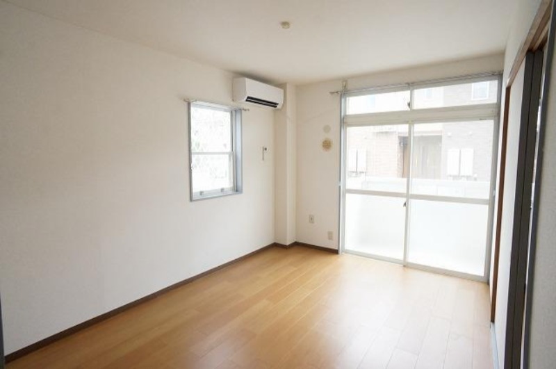 居室・リビング　図面と現状に相違がある場合には現状を優先