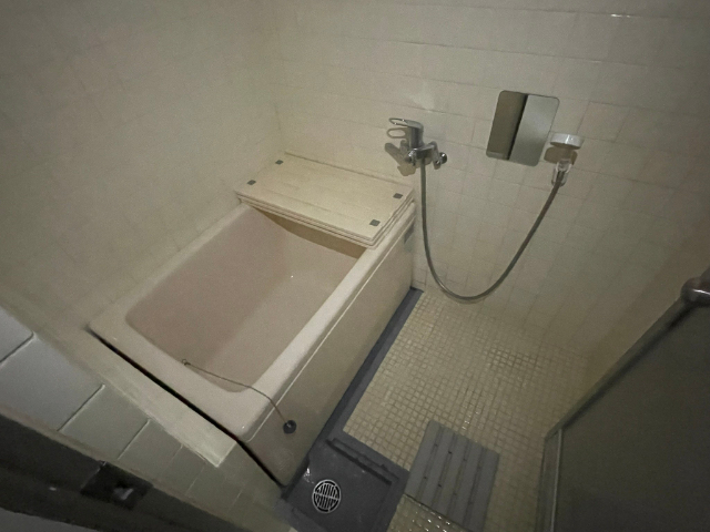 バス・シャワールーム　別部屋参考写真