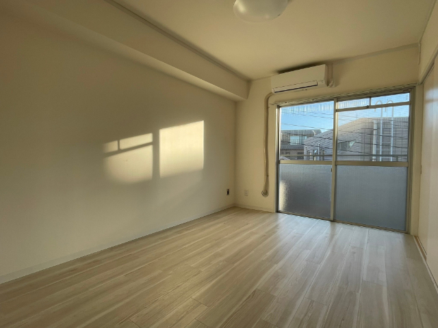 居室・リビング　別部屋参考写真