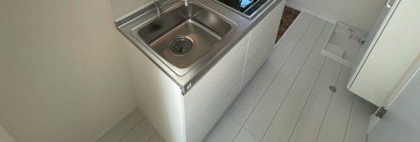 キッチン　別部屋参考写真となります