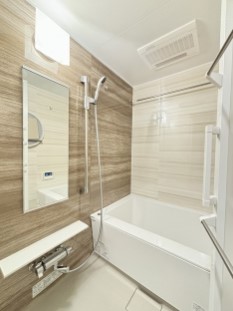 バス・シャワールーム　バス