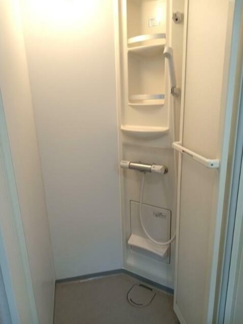 バス・シャワールーム　シャワールーム