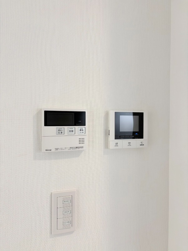 セキュリティ　モニター付きインターホンです♪