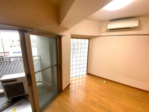 居室・リビング　※別部屋参考写真