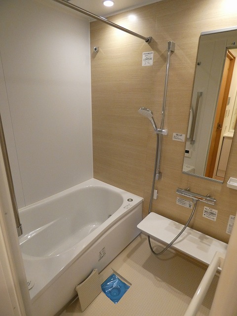 バス・シャワールーム　バス※別部屋参考写真