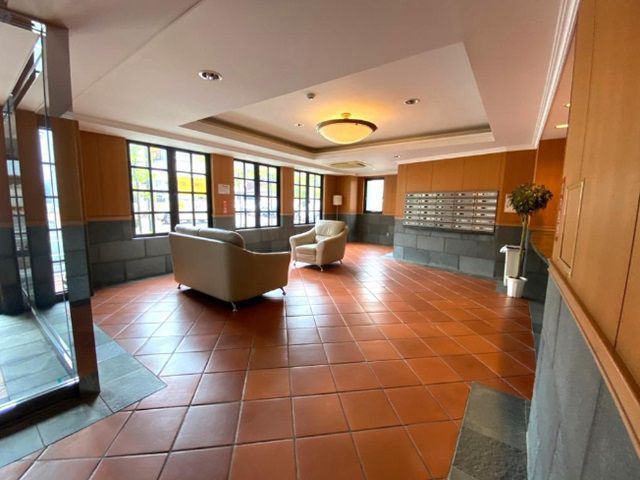 ロビー　建物の内部です