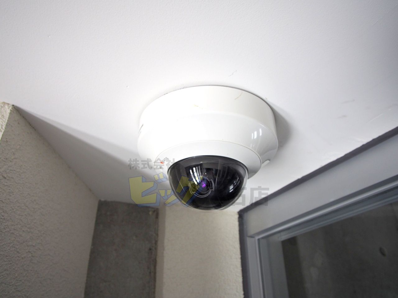 エントランス　共用部に防犯カメラ完備しています♪