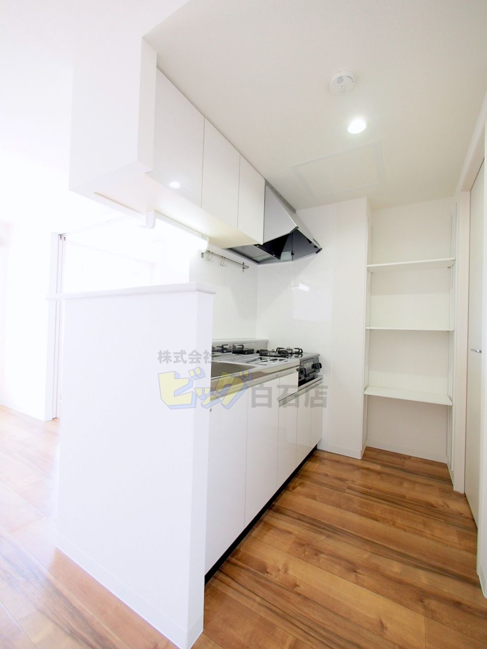 キッチン　人気の対面キッチンです♪