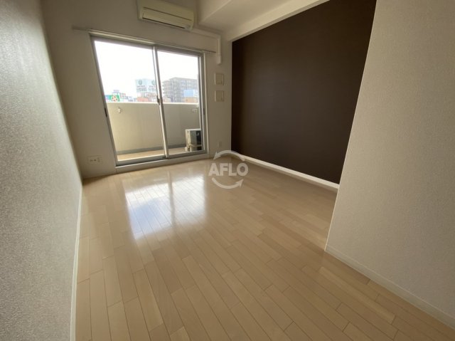 居室・リビング　エスリード京橋ステーションプラザ　洋室