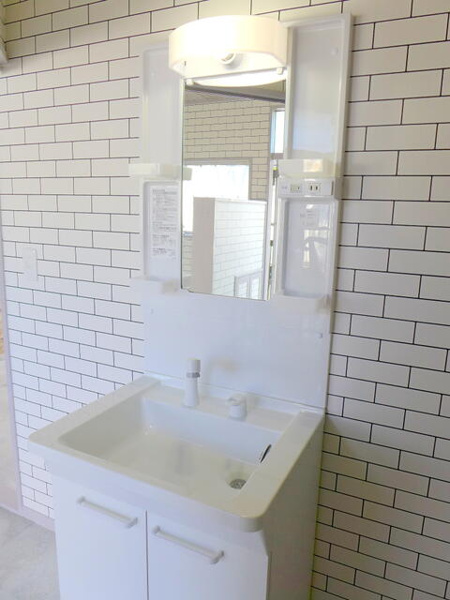 洗面設備　別部屋の写真