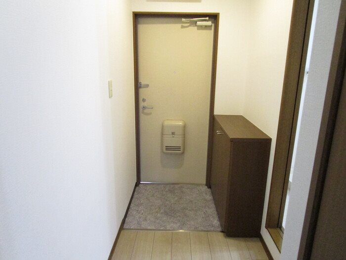 玄関　※他部屋参照