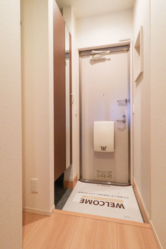 玄関　図面と現状に相違がある場合には現状を優先