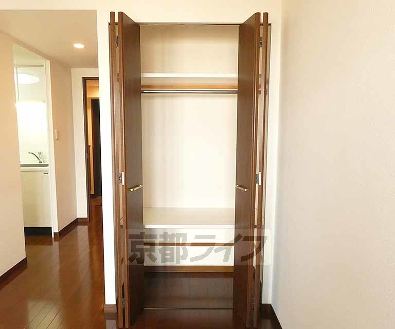 収納　大きめのクローゼットです