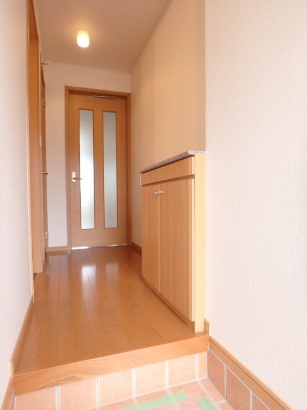 玄関　図面と現状に相違がある場合には現状を優先