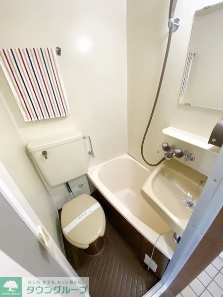 バス・シャワールーム