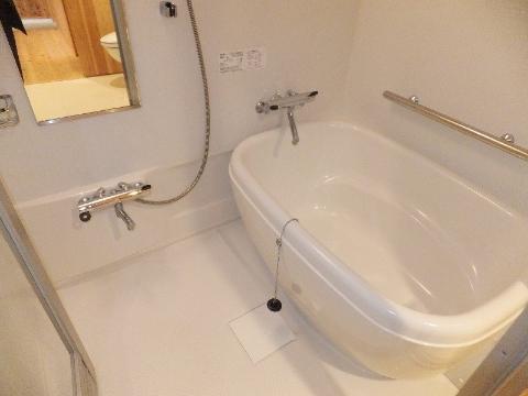 バス・シャワールーム　バス