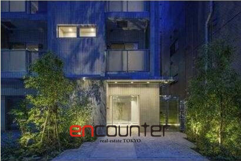 エントランス　駐車場