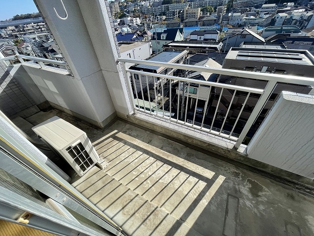 バルコニー　※別室参考写真