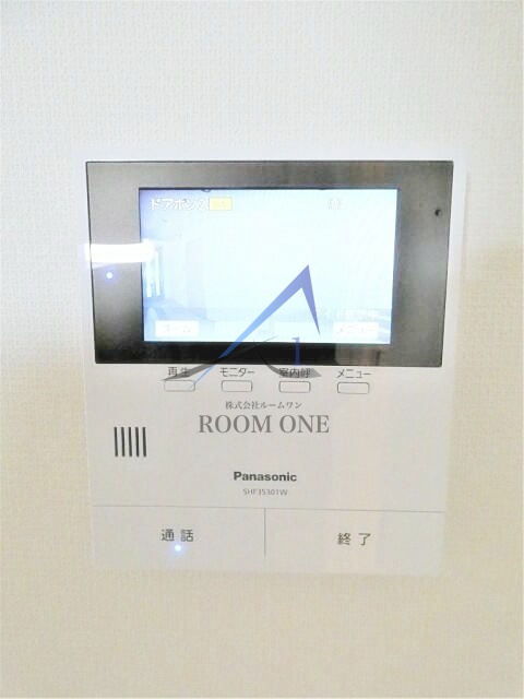 セキュリティ　モニター付きインターホンです。