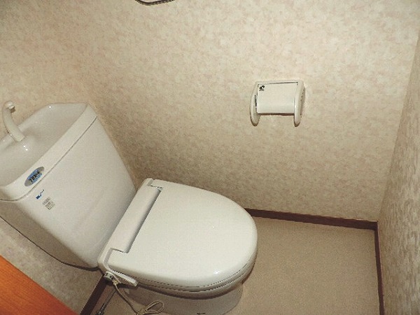 トイレ　同物件別部屋