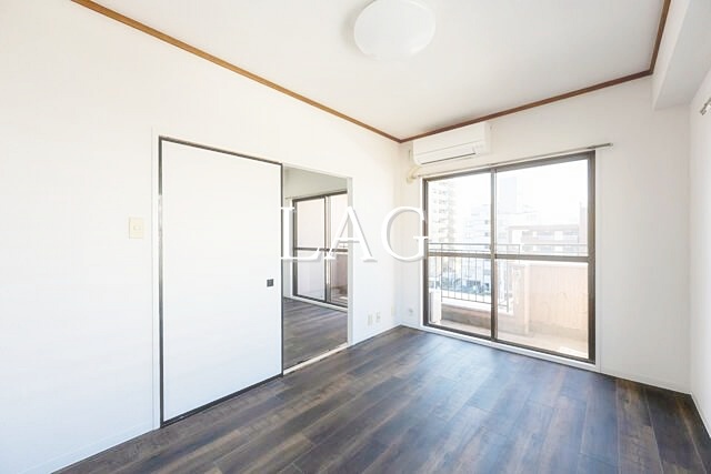 居室・リビング　洋室のお部屋です。