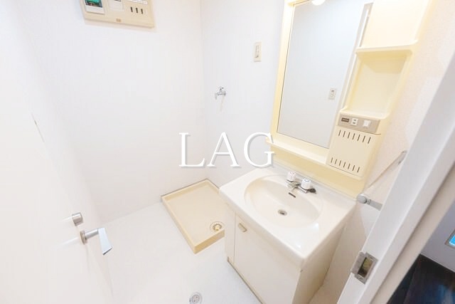 洗面設備　洗面台です。