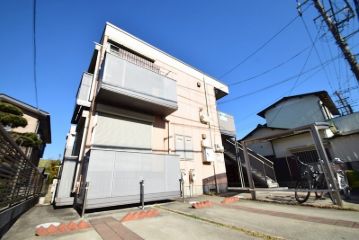 エントランス　建物前です