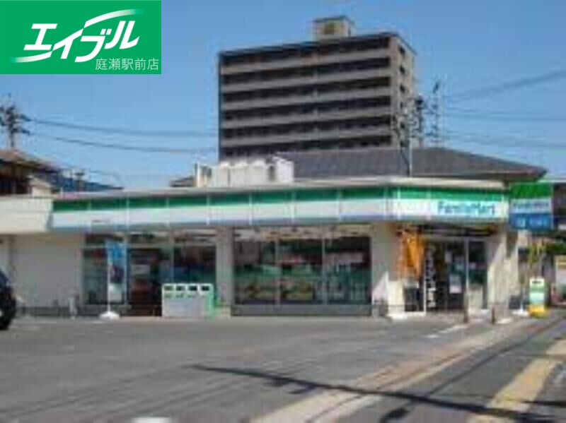コンビニ　ファミリーマート伊福四丁目店（コンビニ）まで381m