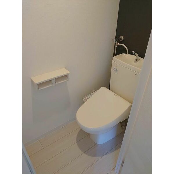 トイレ　ウォシュレット設置済みです！