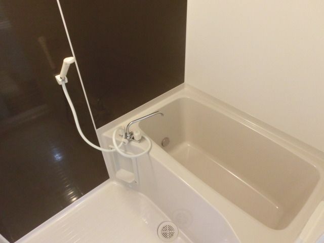 バス・シャワールーム　追い焚き・浴室乾燥機付バスルーム