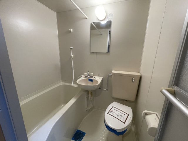 バス・シャワールーム　他号室参考写真です。