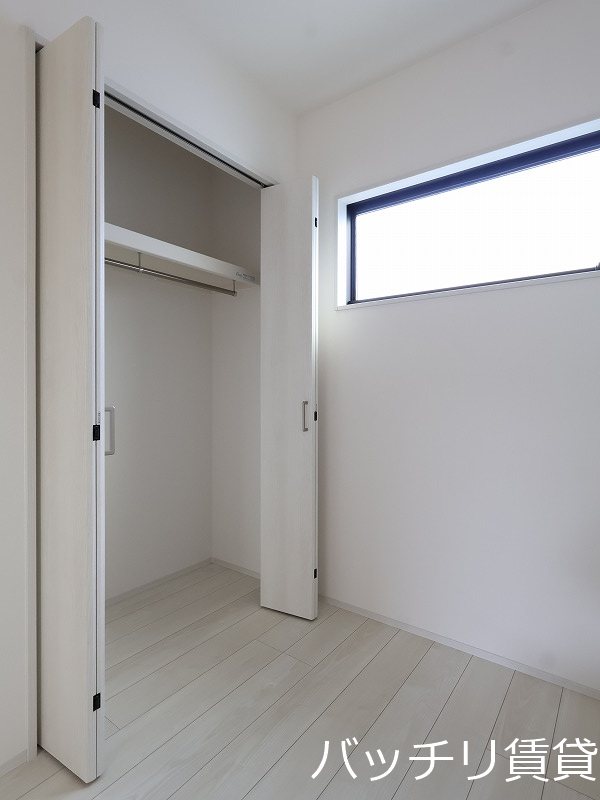 収納　画像は、同型タイプの為、現状を優先いたします。