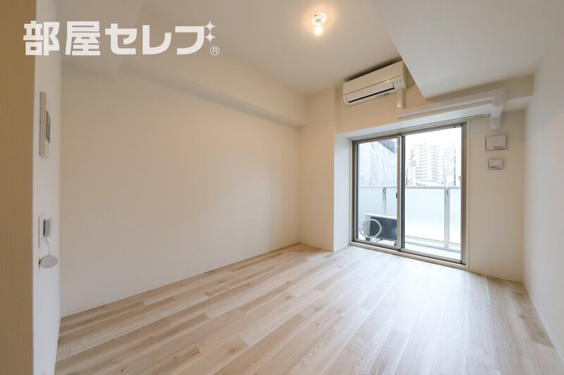 居室・リビング　※反転タイプ写真