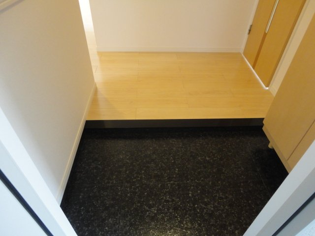 玄関　玄関（イメージ）