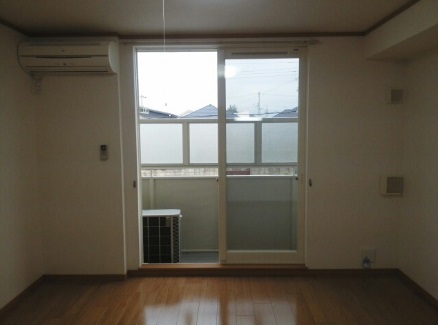 バルコニー　使い易いリビングです！