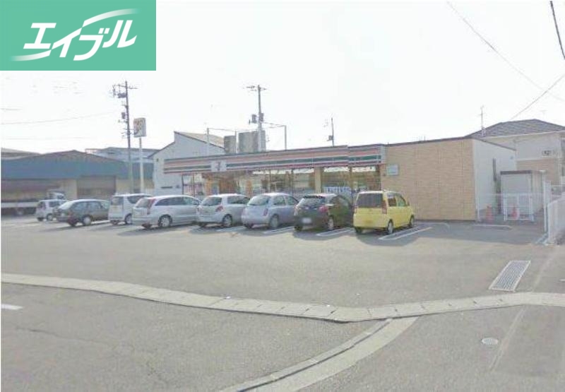 コンビニ　セブンイレブン岡山新保店（コンビニ）まで222m
