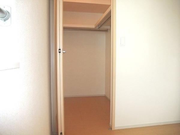 収納　ウォークインクローゼット！