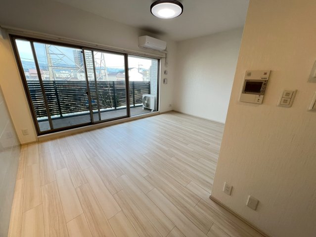 居室・リビング　別部屋参照