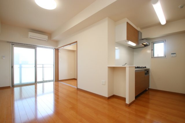 居室・リビング　リビング