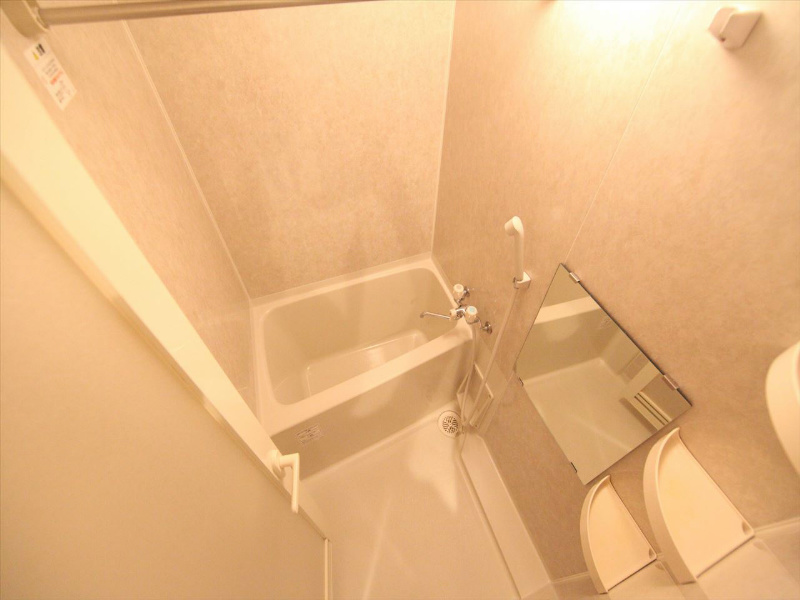 バス・シャワールーム　バスルーム　浴室暖房乾燥機付