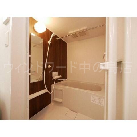 バス・シャワールーム　詳細は、ウィンドワード中の島店までご相談下さい。