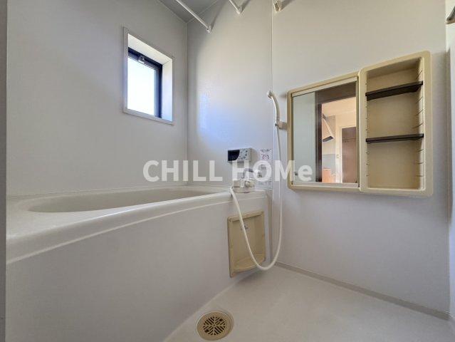 バス・シャワールーム　当社、チルホームのHPもご覧ください(^^)/物件情報多数♪