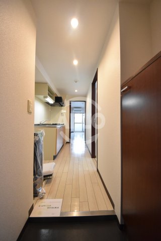 玄関　インベスト北梅田　玄関