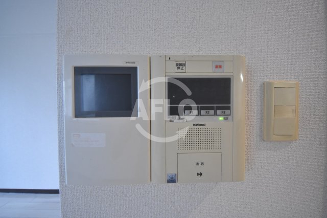セキュリティ　インベスト北梅田　TV付モニターフォン