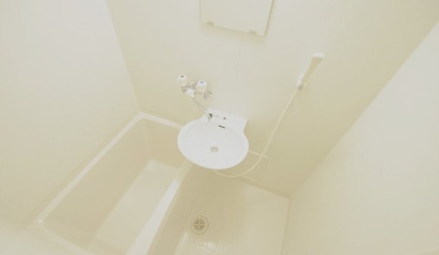 洗面設備　同物件別号室の写真です。