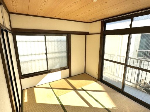 居室・リビング　ゆったりとくつろげる和室です