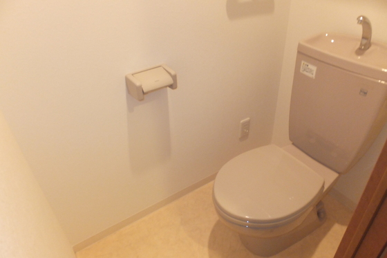 トイレ　※別部屋の写真です