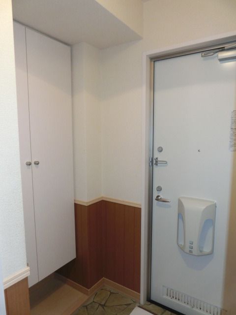 玄関　シューズBOX付です。