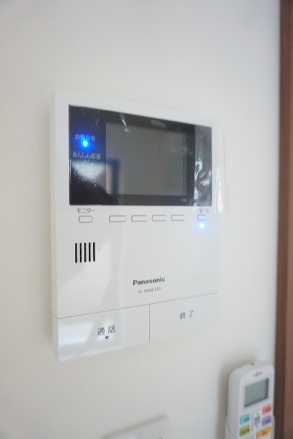 セキュリティ　ＴＶモニター付インターホンがあるので訪問者が一目でわかります